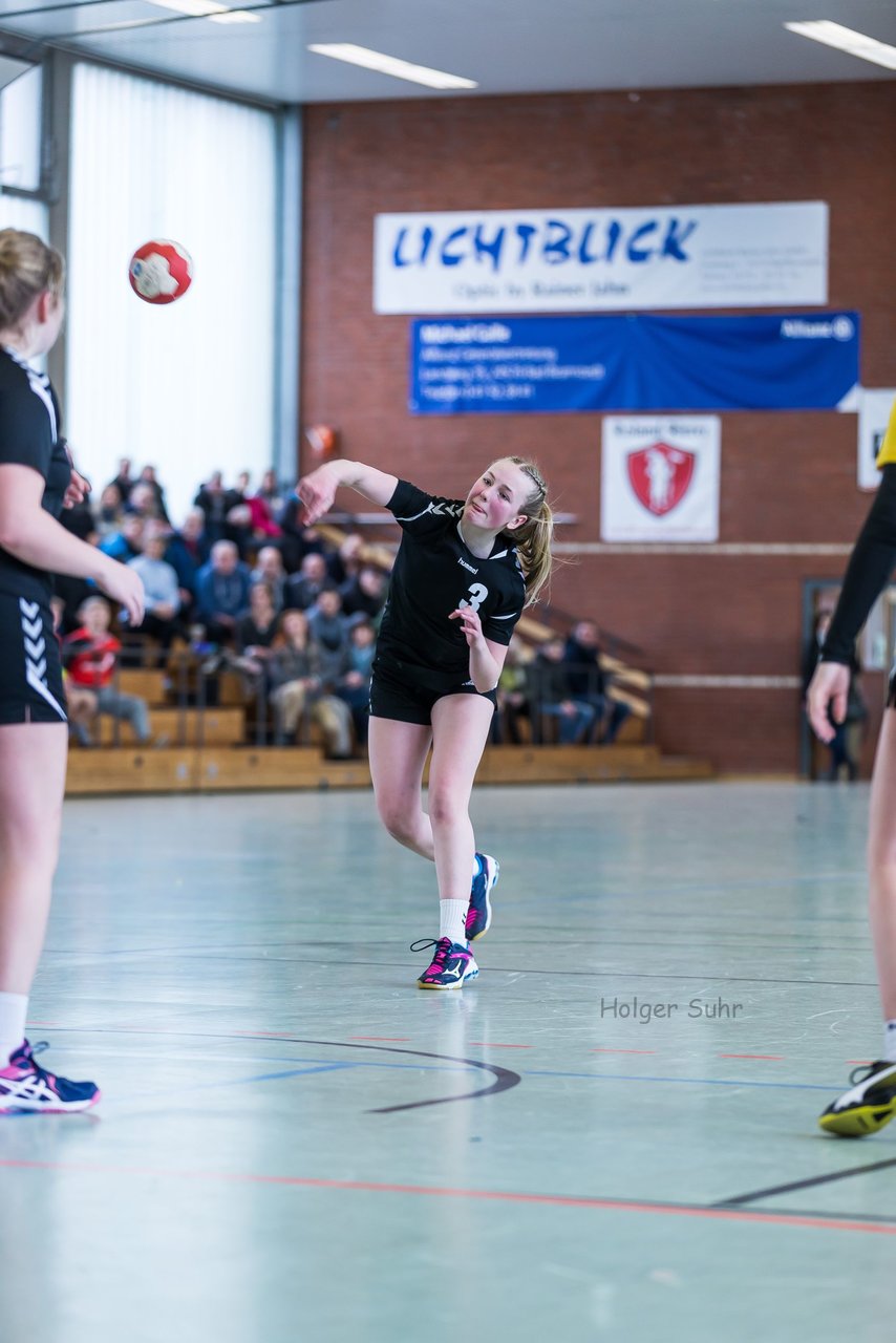 Bild 241 - B-Juniorinnen Bramstedter TS - TSV Altenholz : Ergebnis: 17:16